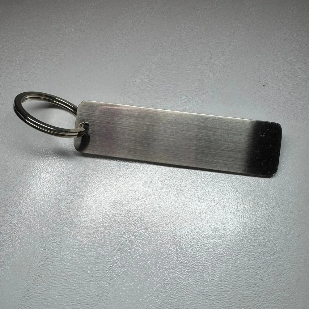 Gloria Vanderbilt‎ Key Chain Silver Tone Metal Logo Keyring Accessory